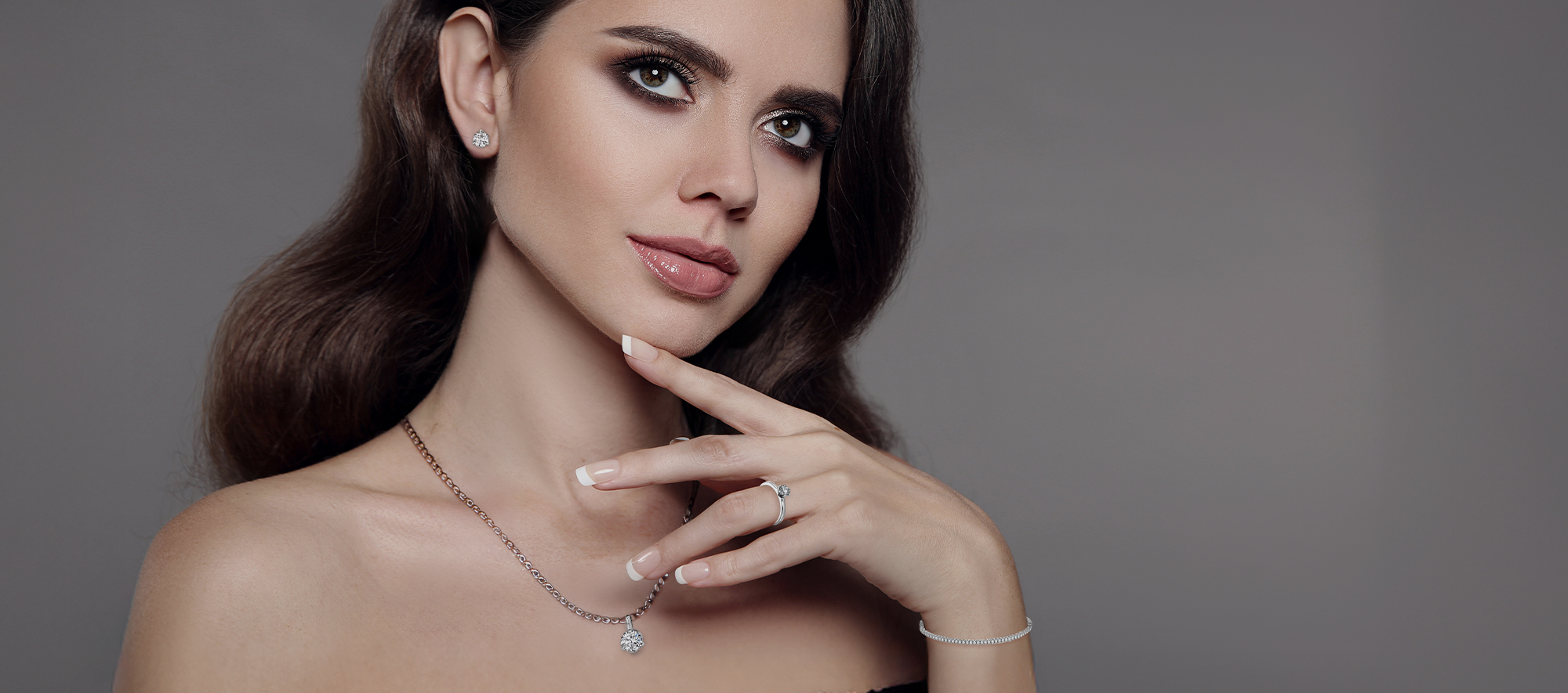 collier and anhaenger header image